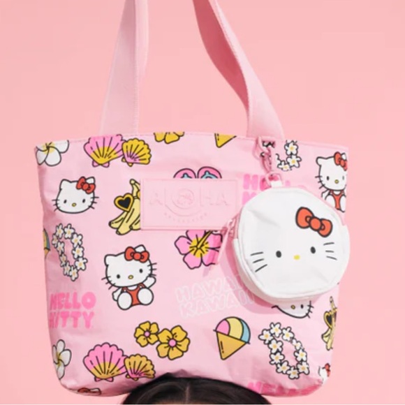 Aloha Collection x Hello Kitty Mini Tripper - Picture 9 of 9